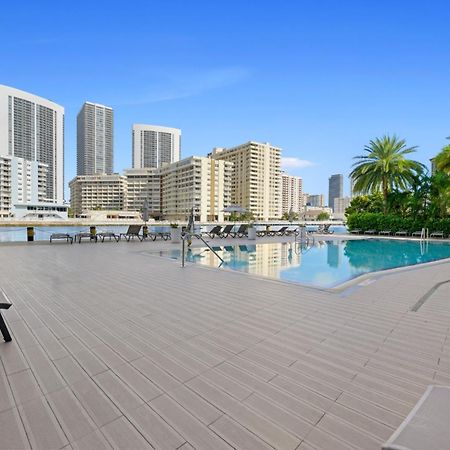 Hallandale Sky Water View Hallandale Beach Exterior foto