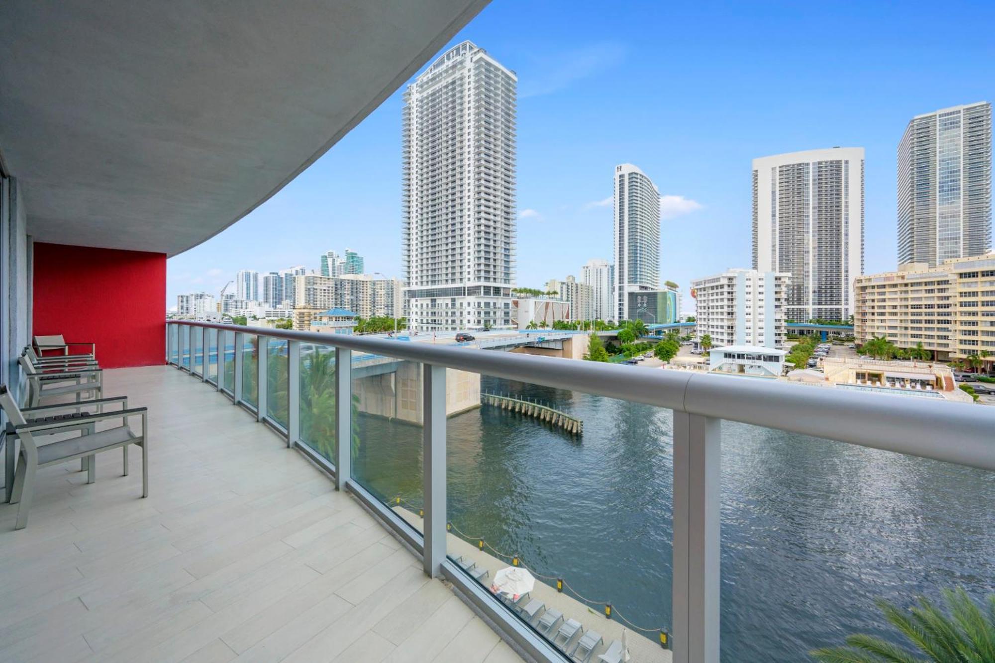 Hallandale Sky Water View Hallandale Beach Exterior foto